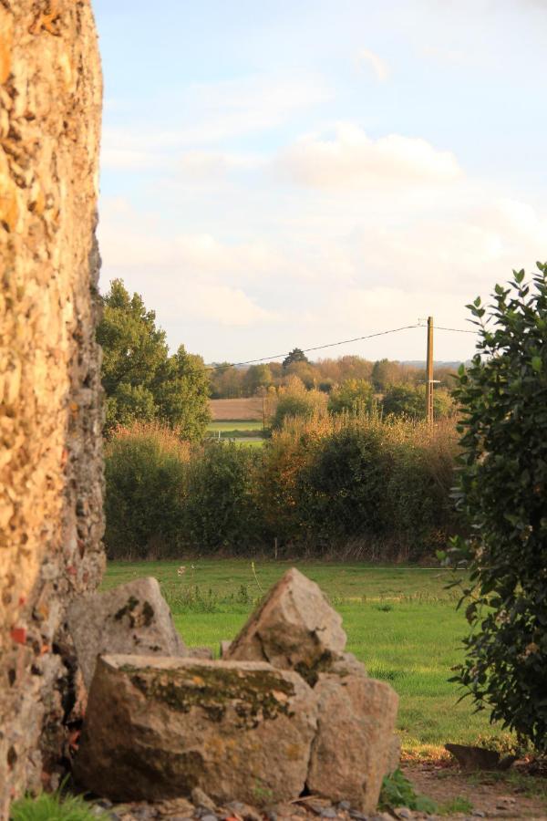 Les chambres d'hôtes de La Métairie du Bourg Les Herbiers Extérieur photo